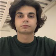 Studente universitario offre lezioni private